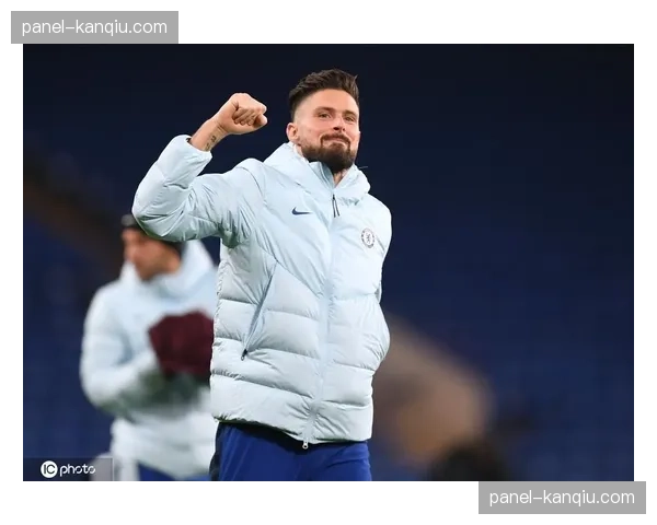 塞罗·吉拉西状态火热连续四场破门，成多特蒙德致命武器