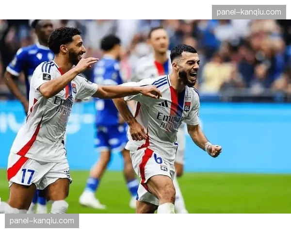 里昂主场2-0完胜尼斯,豪取各项赛事13连胜紧追榜首 里昂主场2-0完胜尼斯,豪取各项赛事13连胜紧追榜首