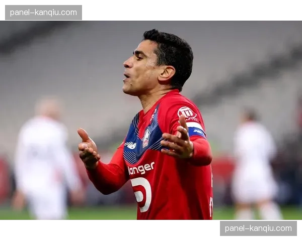 专家复盘：里尔失利暴露中场控制力不足，双线作战显疲态