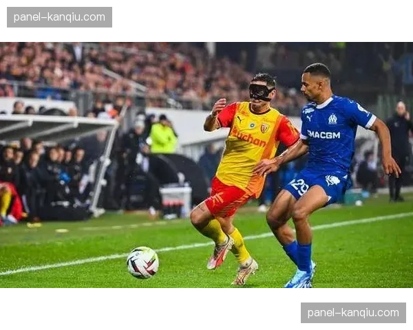 评论:赛季末段保级混战,洛里昂、克莱蒙和图卢兹谁将上岸? 评论:赛季末段保级混战,洛里昂、克莱蒙和图卢兹谁将上岸?